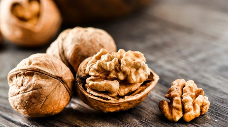 Bienfaits des noix sur la santé (+ valeur nutritive)