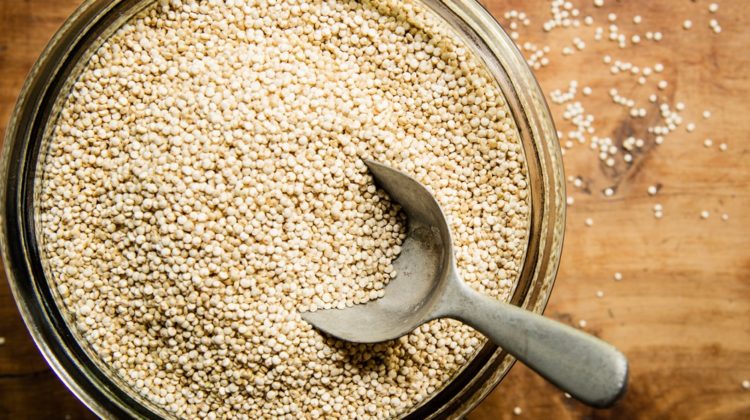 Bienfaits du quinoa sur la santé (+ valeur nutritive)